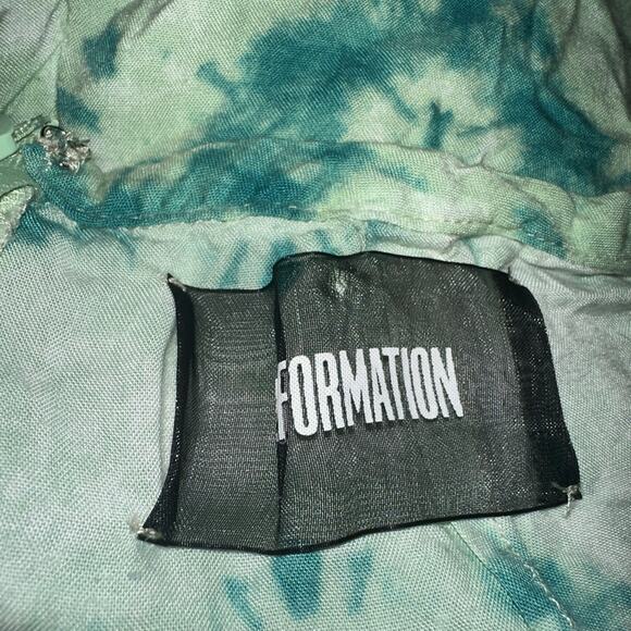 Reformation Decade Shorts Green Tie Dye Back Zip Size 6 - Picture 4 of 4